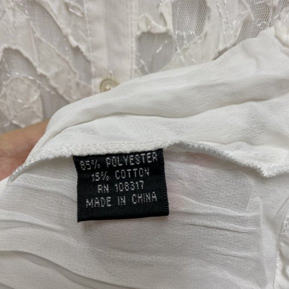 Women White Shirts Lace Front Long sleeve Collared Button Down Size M NWT - Picture 8 of 9